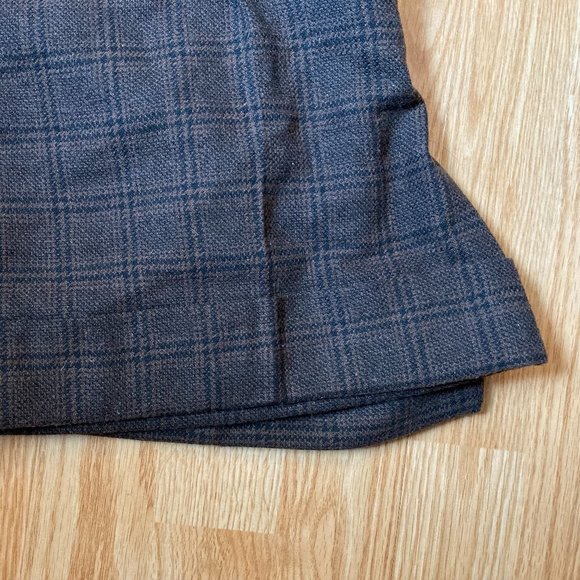 Brown Plaid Cuffed Shorts - Picture 10 of 10